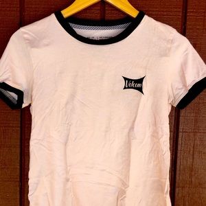 Womens Volcom “true to this” Tee Size Large